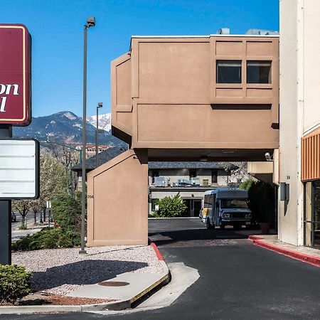 Clarion Hotel & Conference Center Colorado Springs Exteriör bild