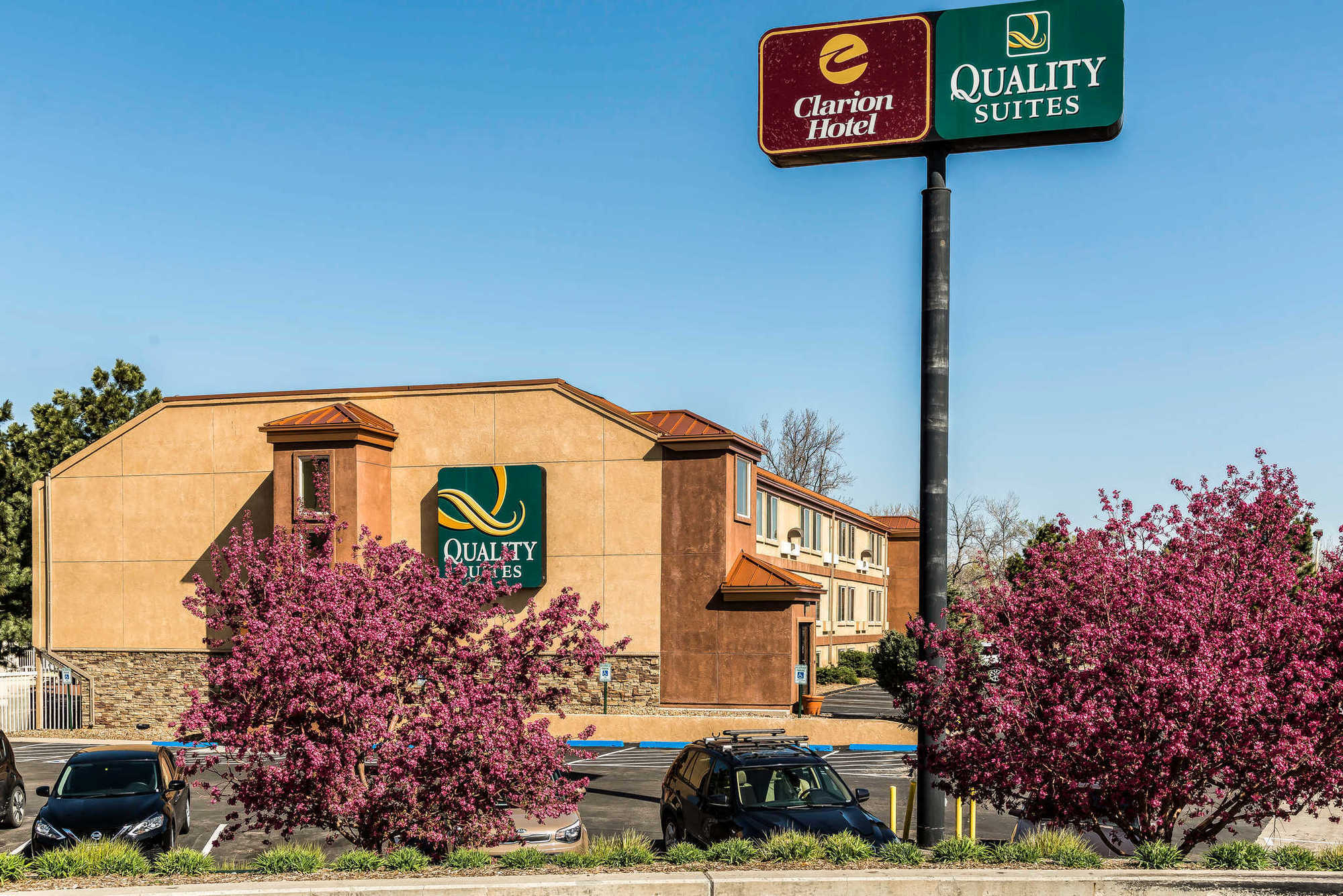 Clarion Hotel & Conference Center Colorado Springs Exteriör bild
