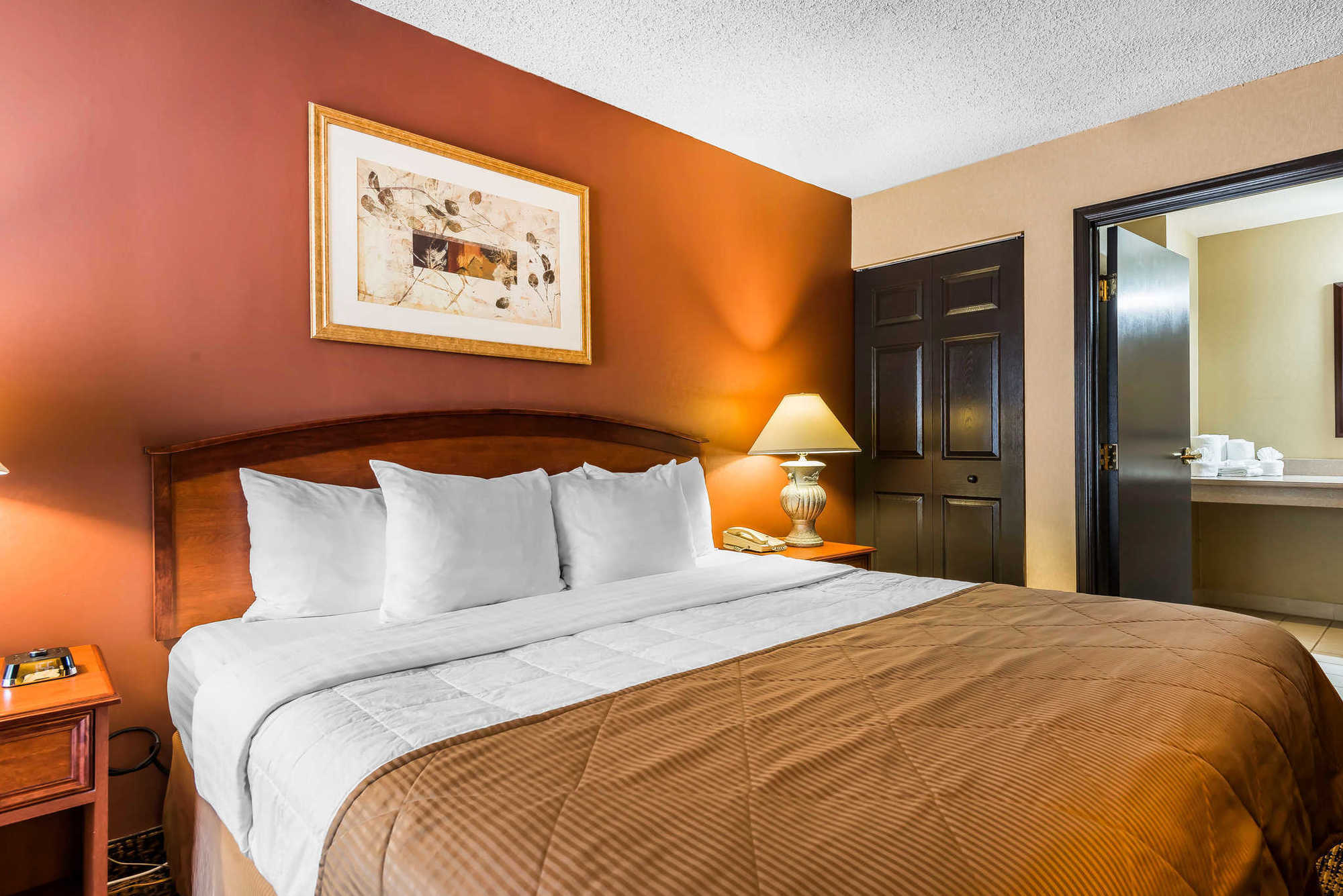 Clarion Hotel & Conference Center Colorado Springs Rum bild