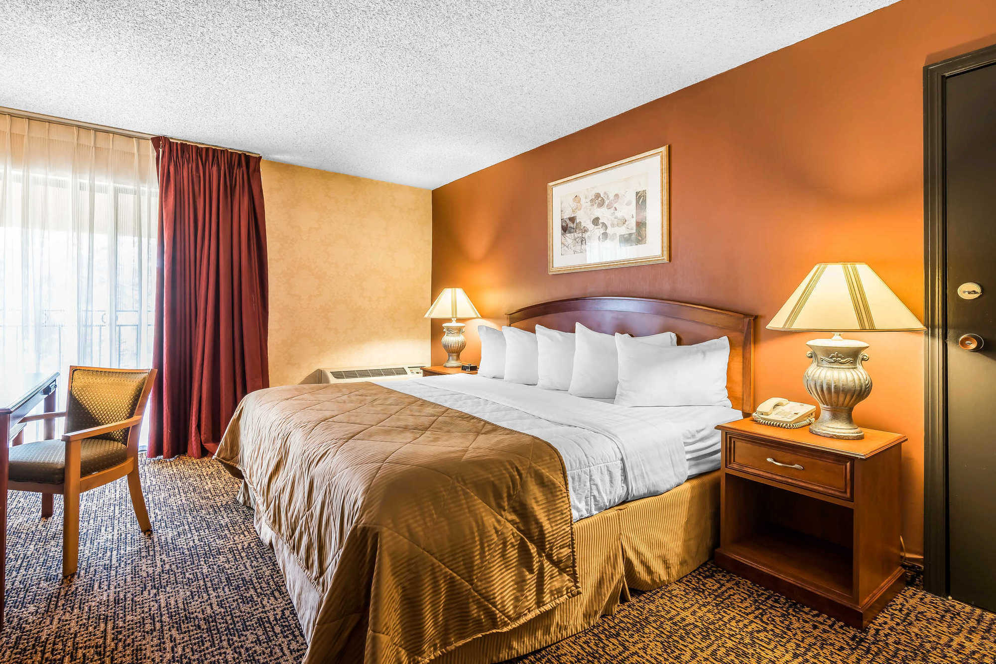 Clarion Hotel & Conference Center Colorado Springs Rum bild