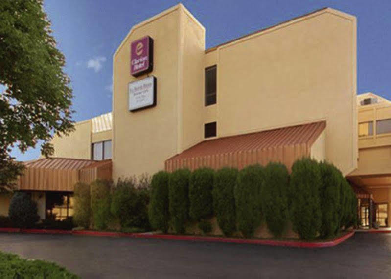 Clarion Hotel & Conference Center Colorado Springs Exteriör bild